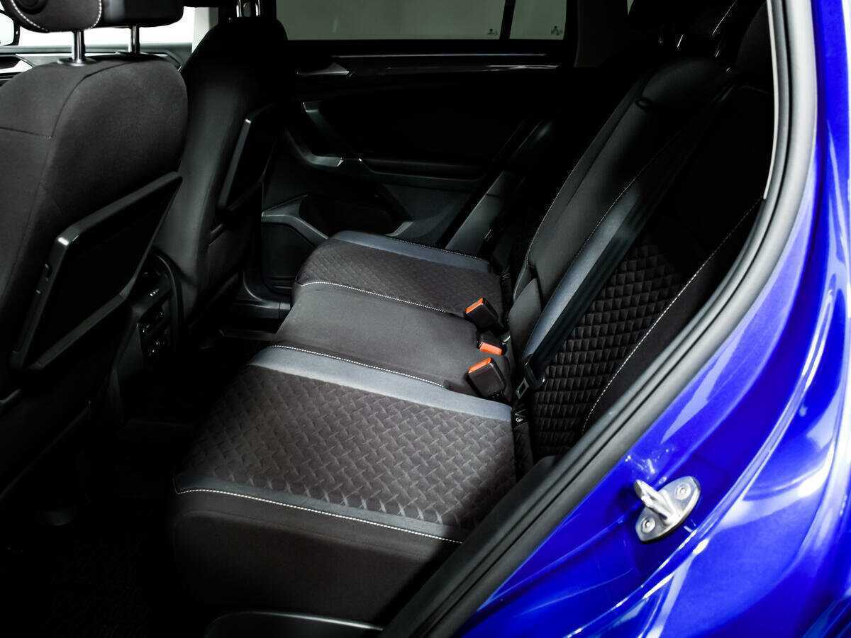 Б/У Фольксваген Тигуан 2018 года. Фото: #11