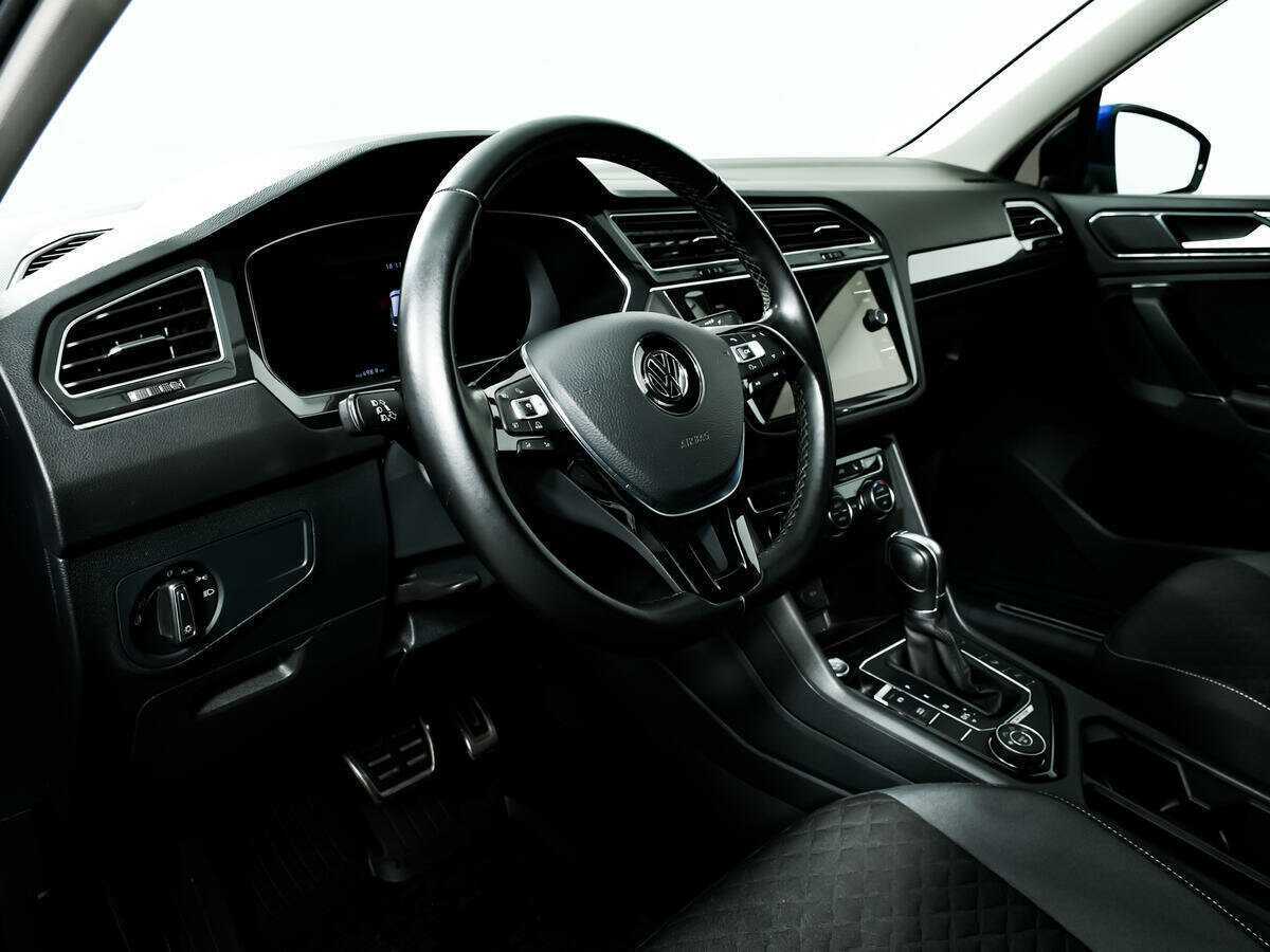 Б/У Фольксваген Тигуан 2018 года. Фото: #12