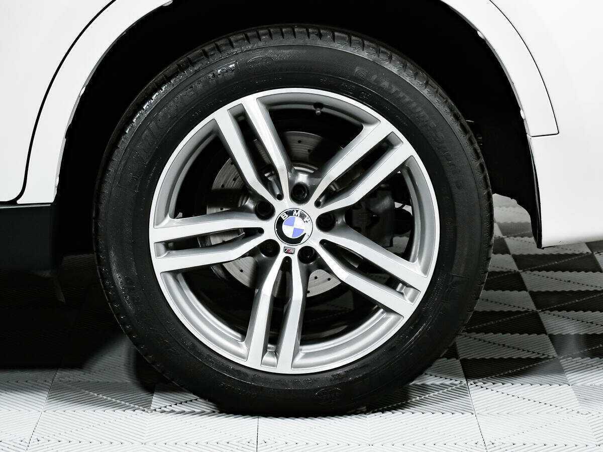 Б/У БМВ Икс6 2016 года. Фото: #10