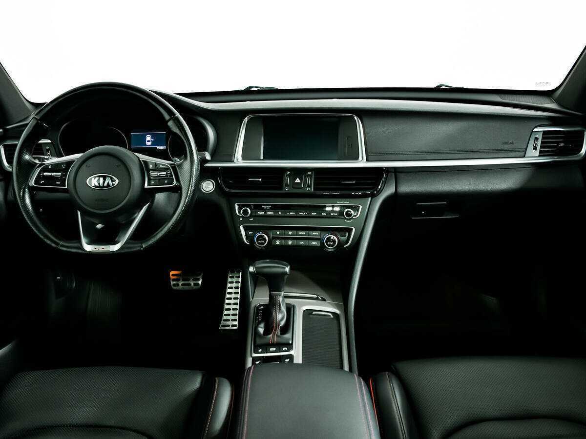 Б/У Киа Оптима 2018 года. Фото: #10