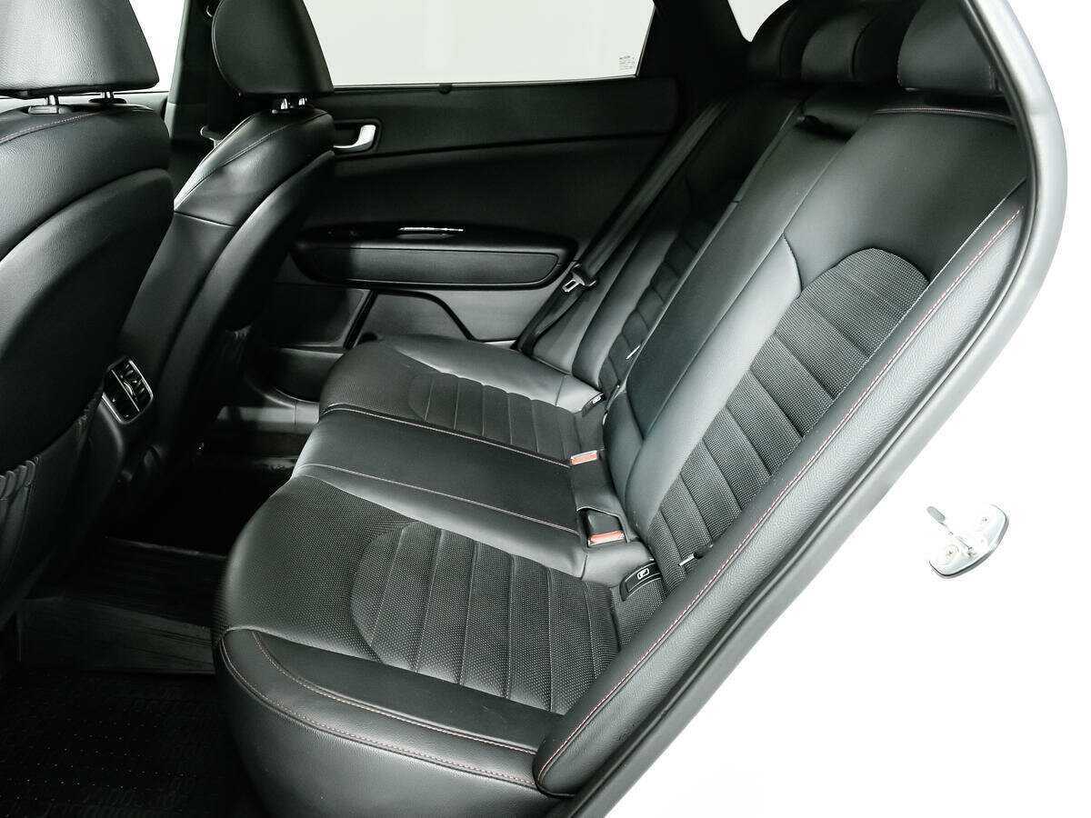 Б/У Киа Оптима 2018 года. Фото: #11