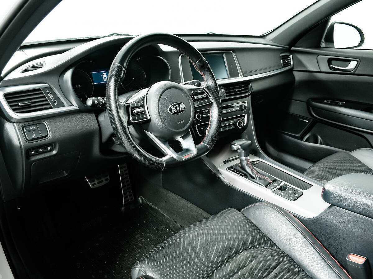 Б/У Киа Оптима 2018 года. Фото: #12