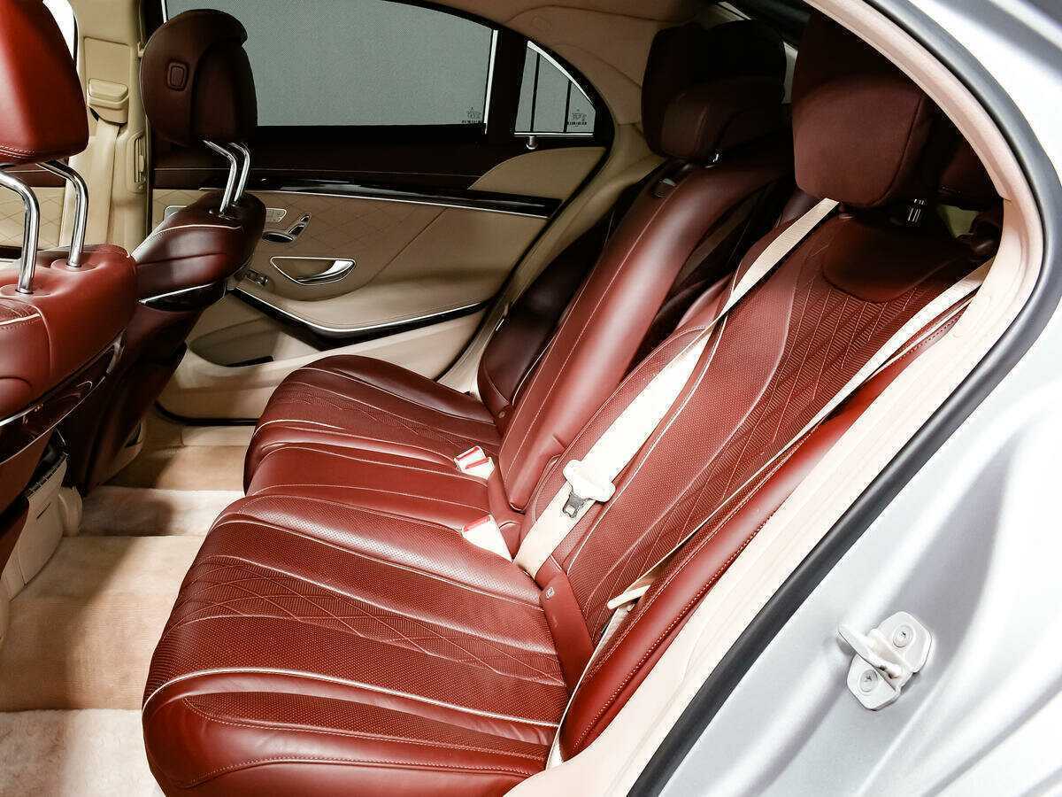 Б/У Мерседес-Бенц С-Класс 2017 года. Фото: #10