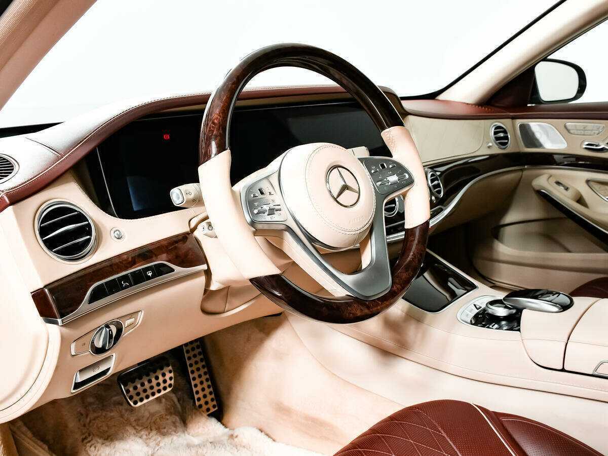 Б/У Мерседес-Бенц С-Класс 2017 года. Фото: #11