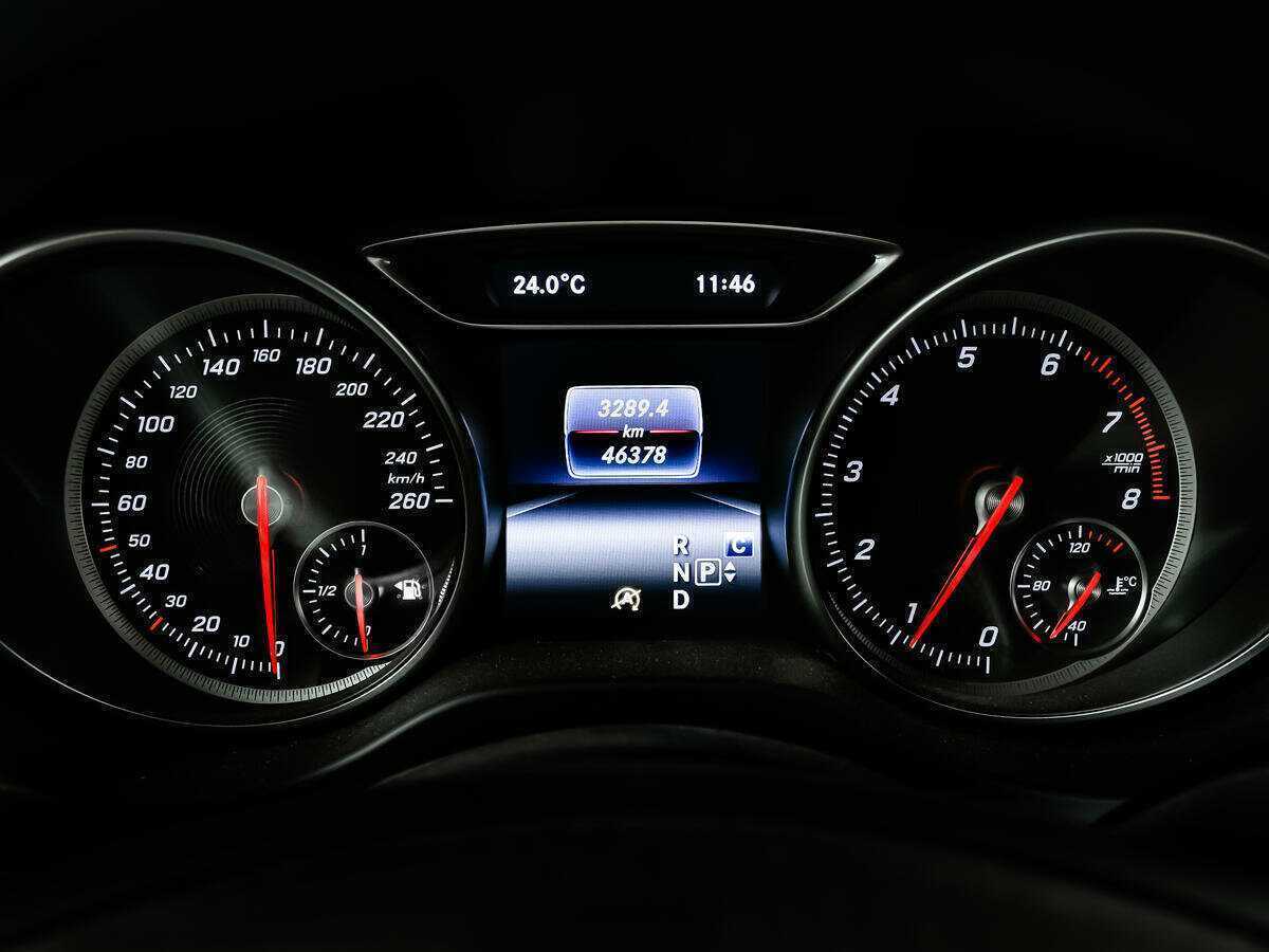 Б/У Мерседес-Бенц ГЛА 2019 года. Фото: #9