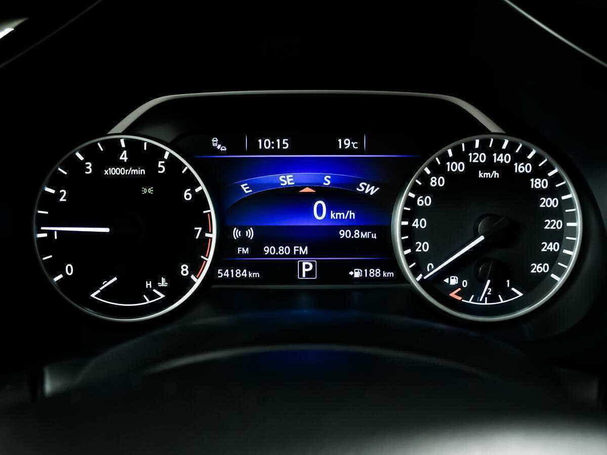 Б/У Ниссан Мурано 2018 года. Фото: #9