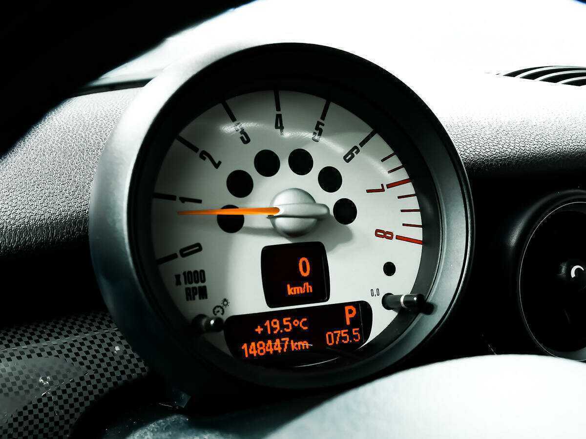 Б/У Мини Хэтч 2011 года. Фото: #9