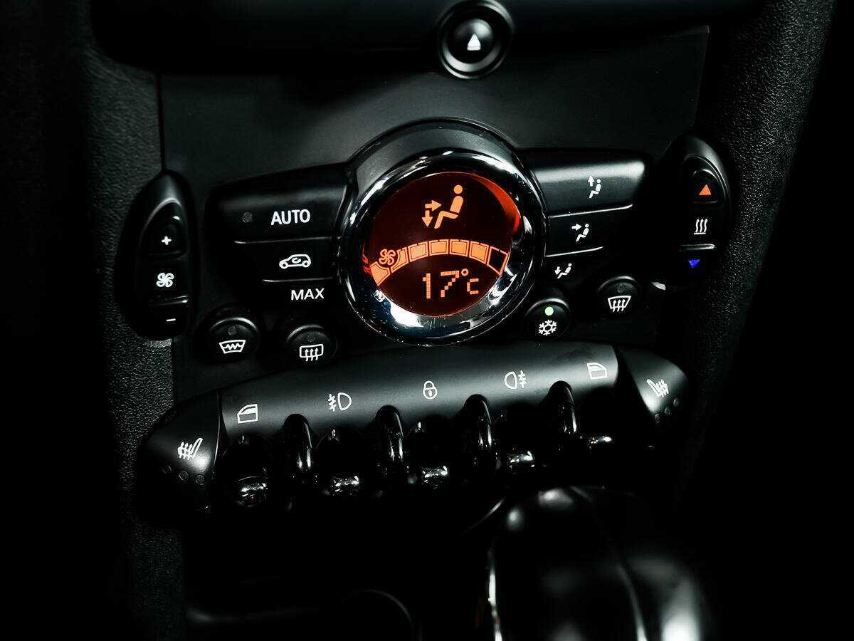 Б/У Мини Хэтч 2011 года. Фото: #13