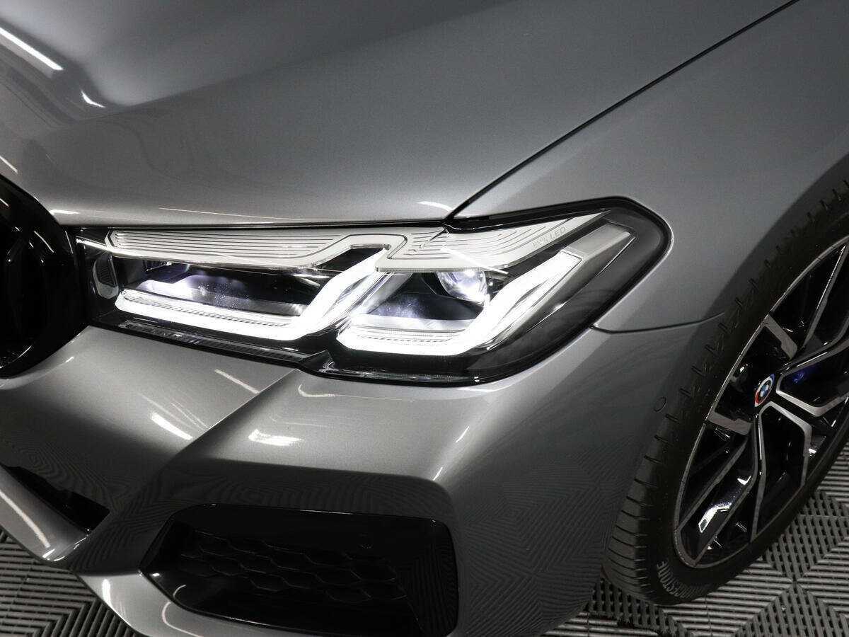 Б/У БМВ 5 серии 2023 года. Фото: #6