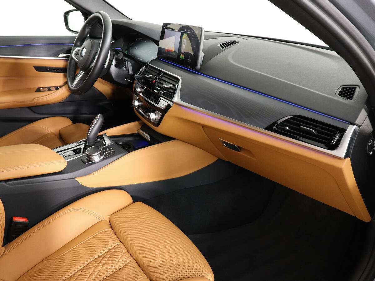 Б/У БМВ 5 серии 2023 года. Фото: #15