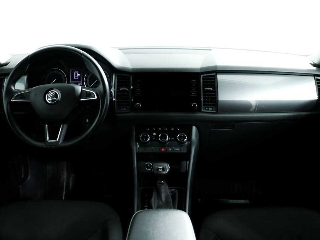 Б/У Шкода Кодиак 2019 года. Фото: #10