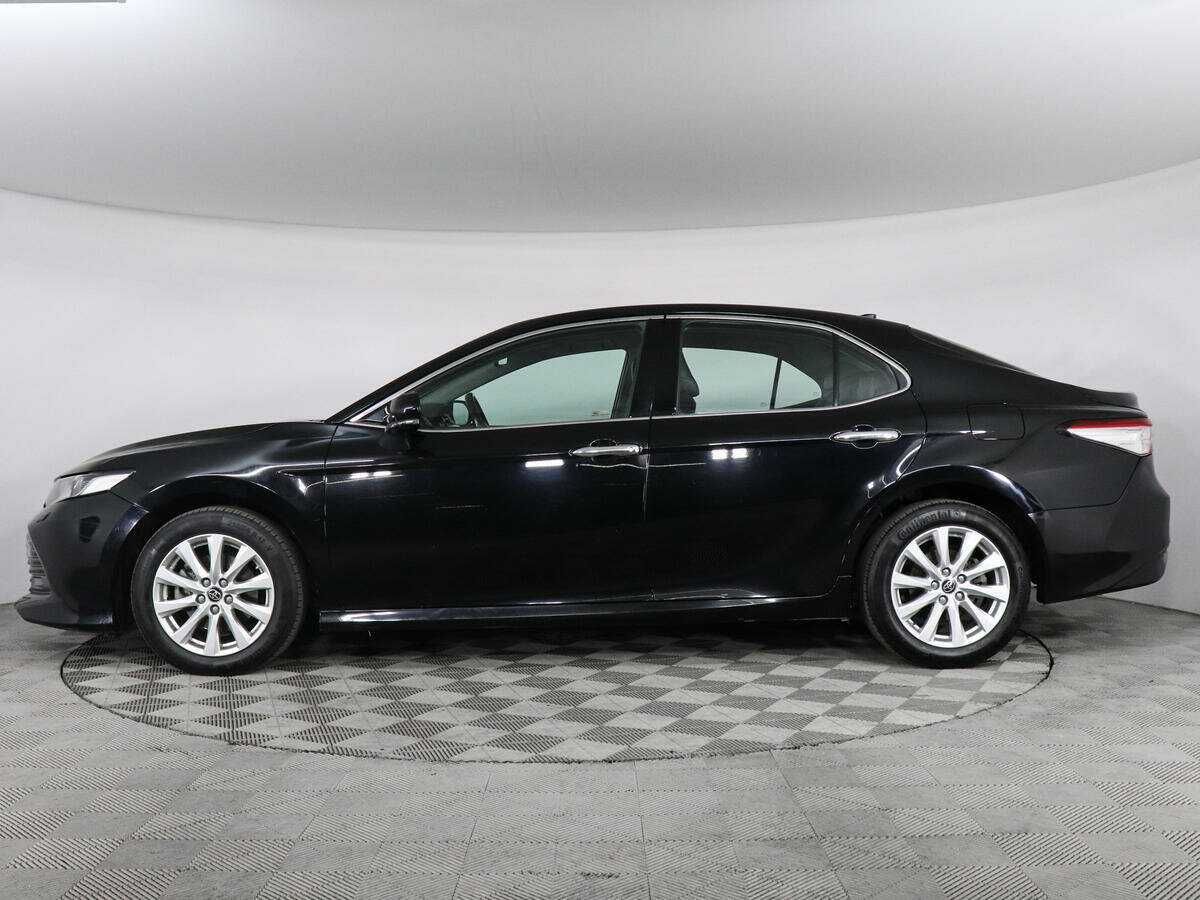 Б/У Тойота Камри 2019 года. Фото: #7