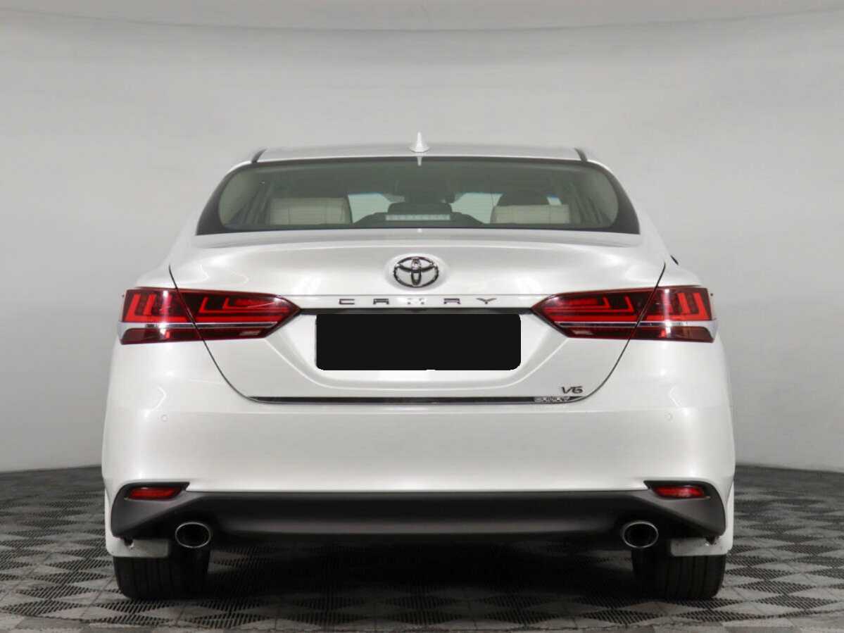 Б/У Тойота Камри 2019 года. Фото: #5