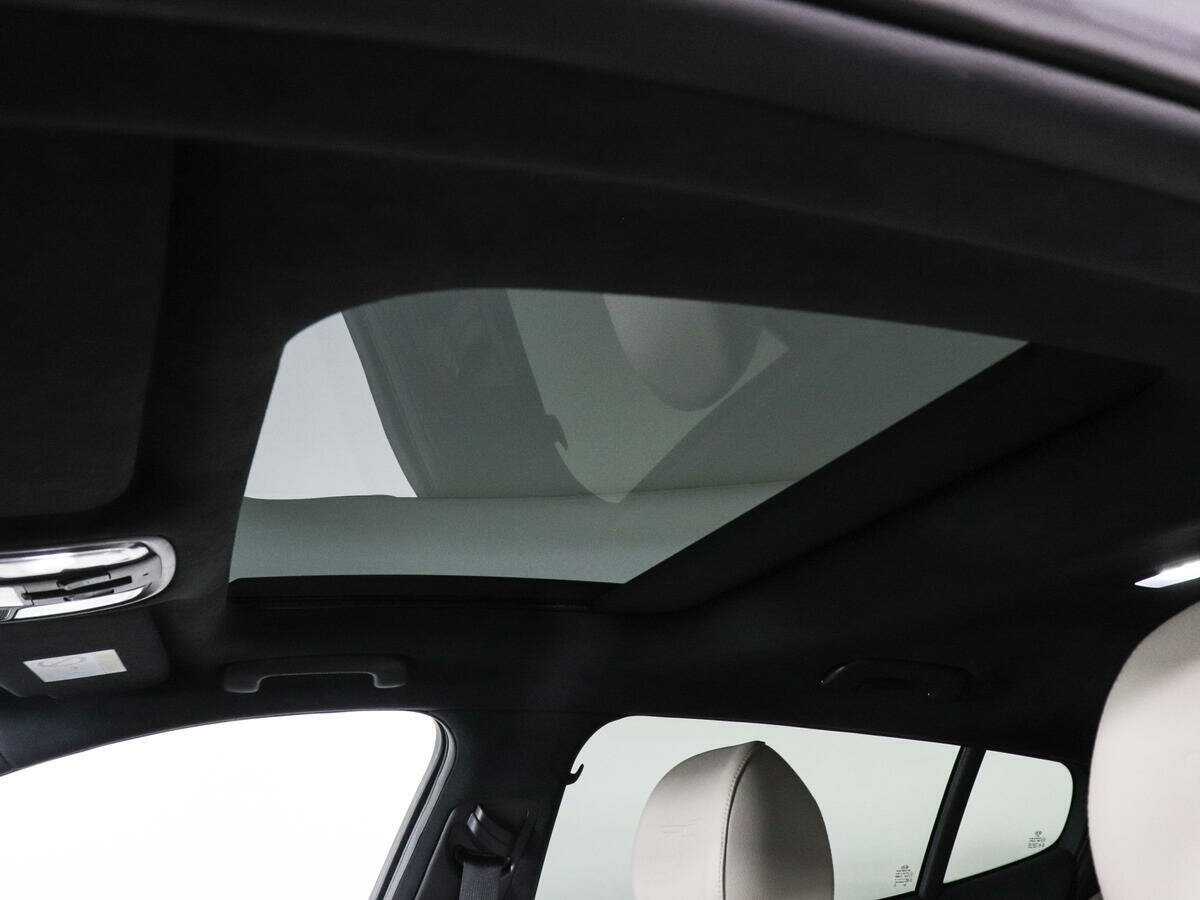 Б/У Киа Стингер 2018 года. Фото: #13