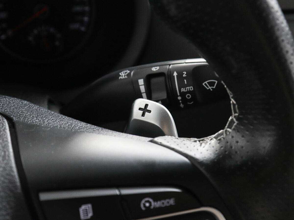 Б/У Киа Стингер 2018 года. Фото: #15