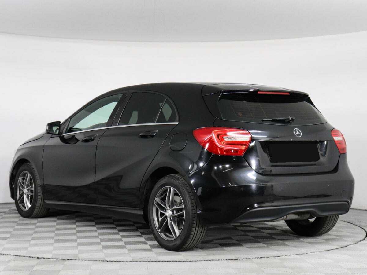 Б/У Мерседес-Бенц А-Класс 2013 года. Фото: #6