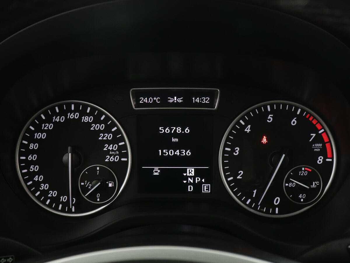 Б/У Мерседес-Бенц А-Класс 2013 года. Фото: #10