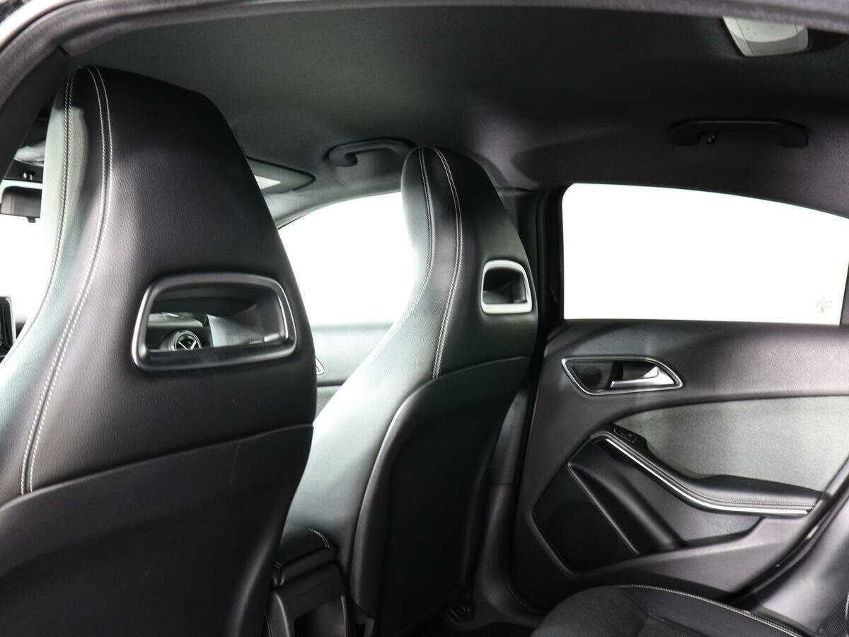 Б/У Мерседес-Бенц А-Класс 2013 года. Фото: #11