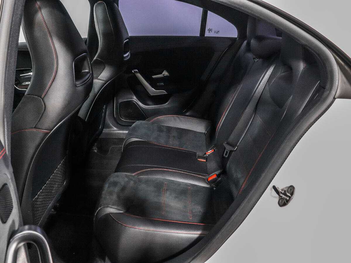 Б/У Мерседес-Бенц КЛА 2019 года. Фото: #11