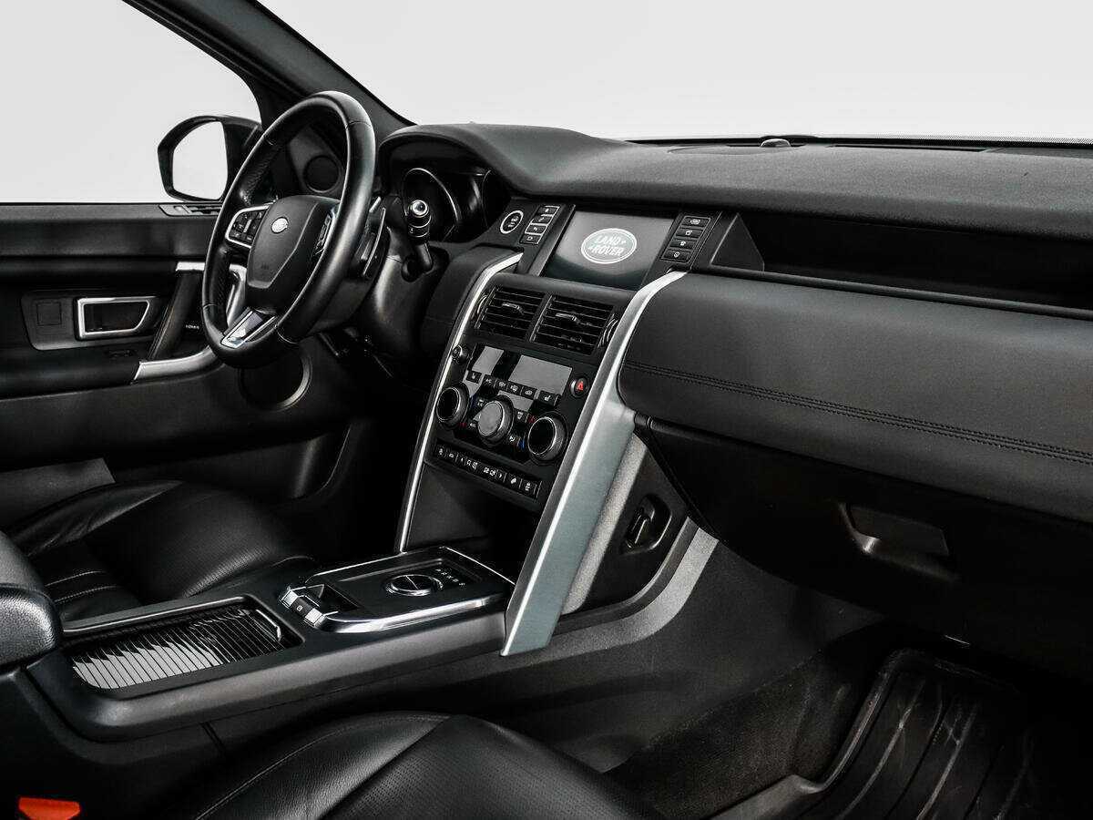 Б/У Лэнд Ровер Дискавери Спорт 2018 года. Фото: #11