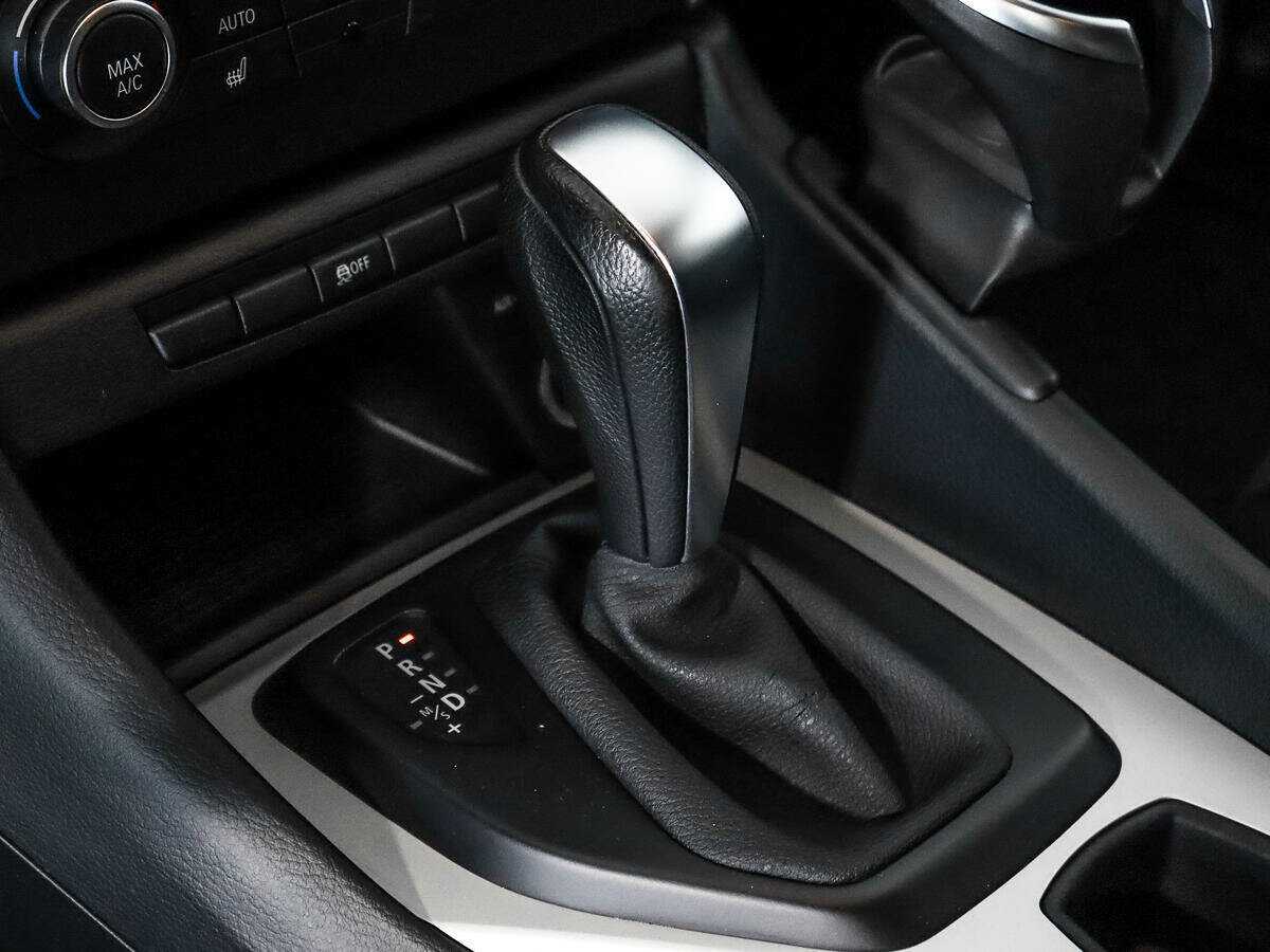 Б/У БМВ Икс1 2014 года. Фото: #9