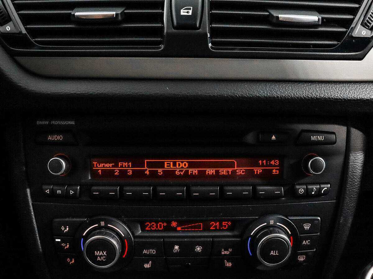 Б/У БМВ Икс1 2014 года. Фото: #13