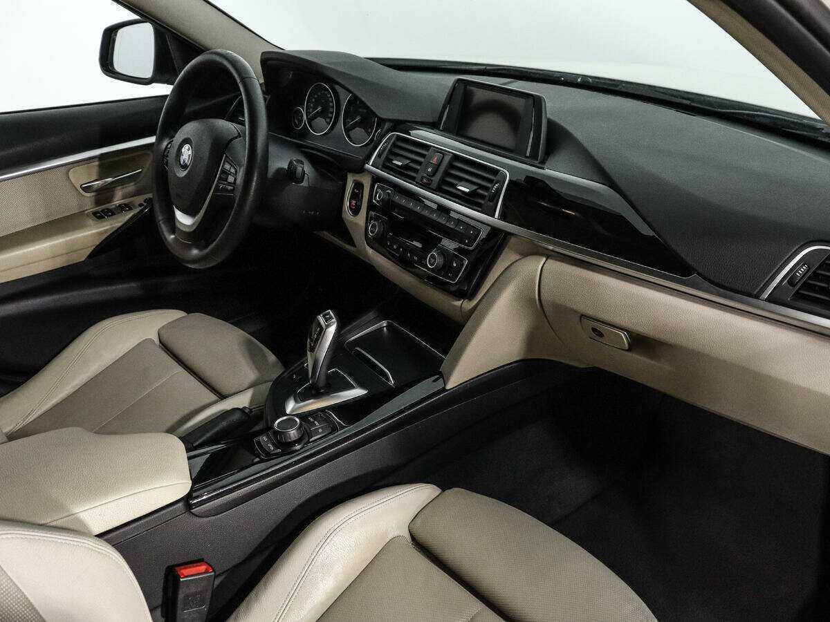 Б/У БМВ 3 серии 2016 года. Фото: #10