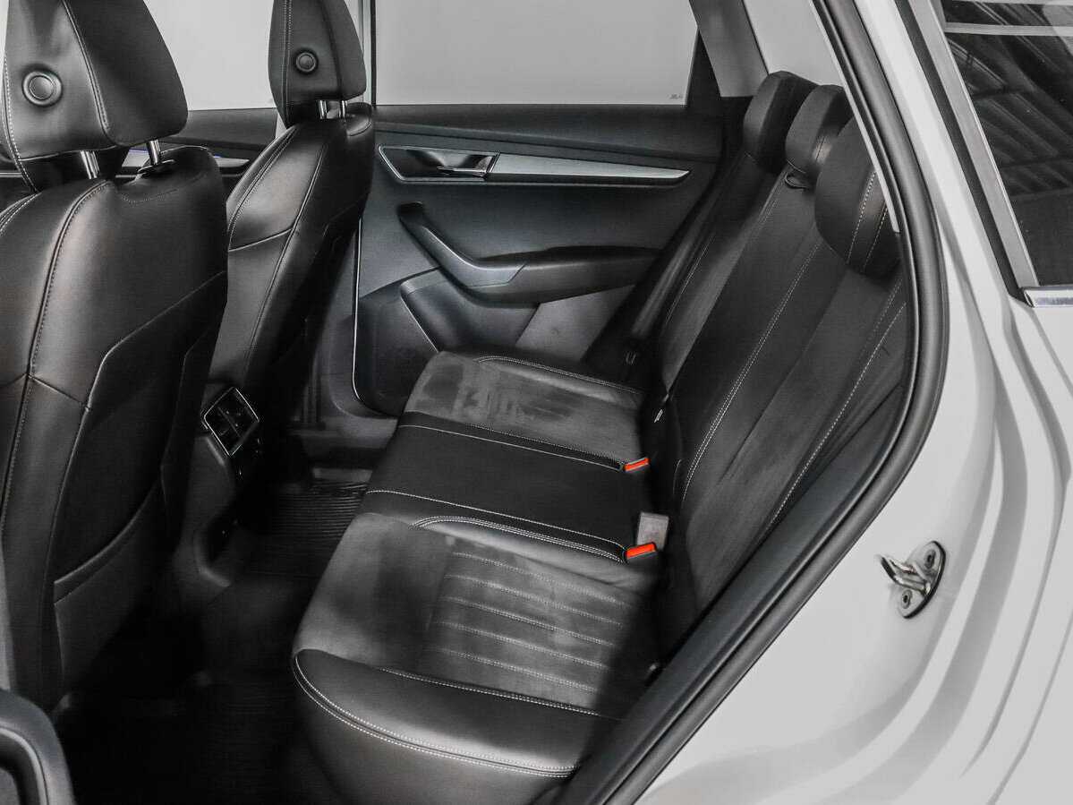 Б/У Шкода Карок 2021 года. Фото: #12