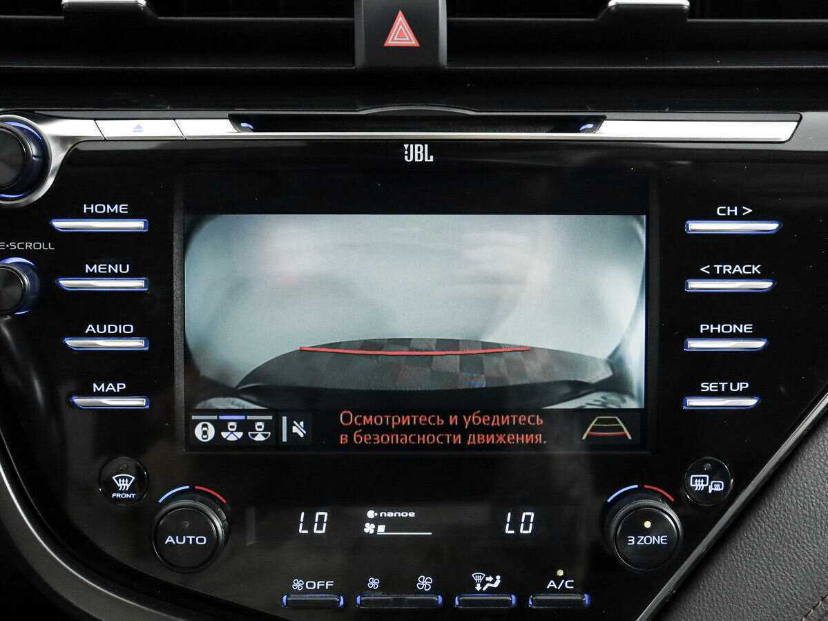 Б/У Тойота Камри 2019 года. Фото: #21