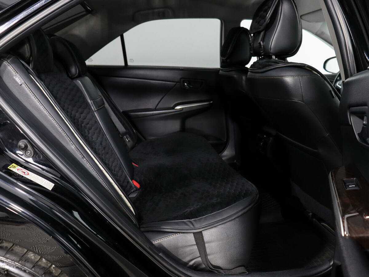 Б/У Тойота Камри 2016 года. Фото: #9