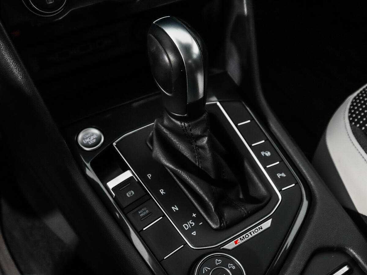 Б/У Фольксваген Тигуан 2019 года. Фото: #9