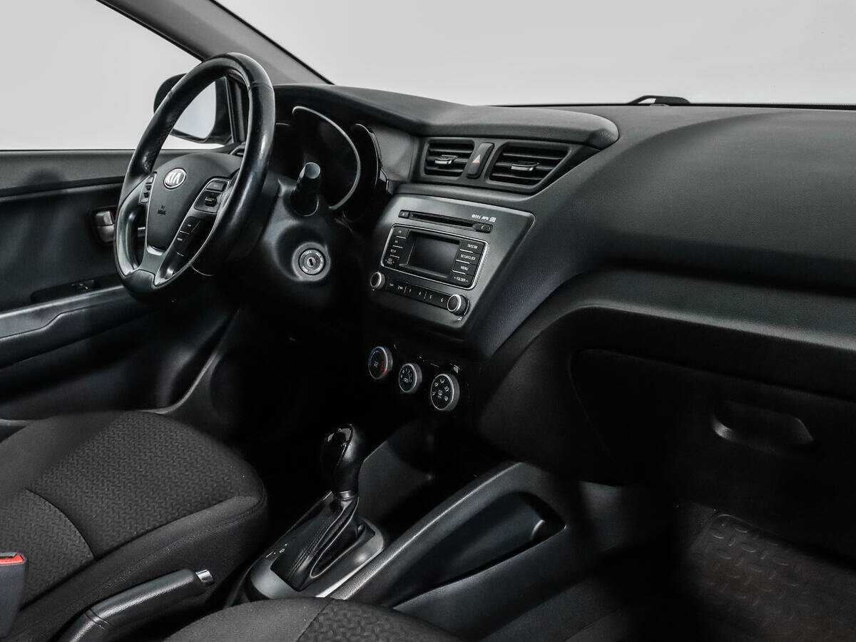 Б/У Киа Рио 2015 года. Фото: #10