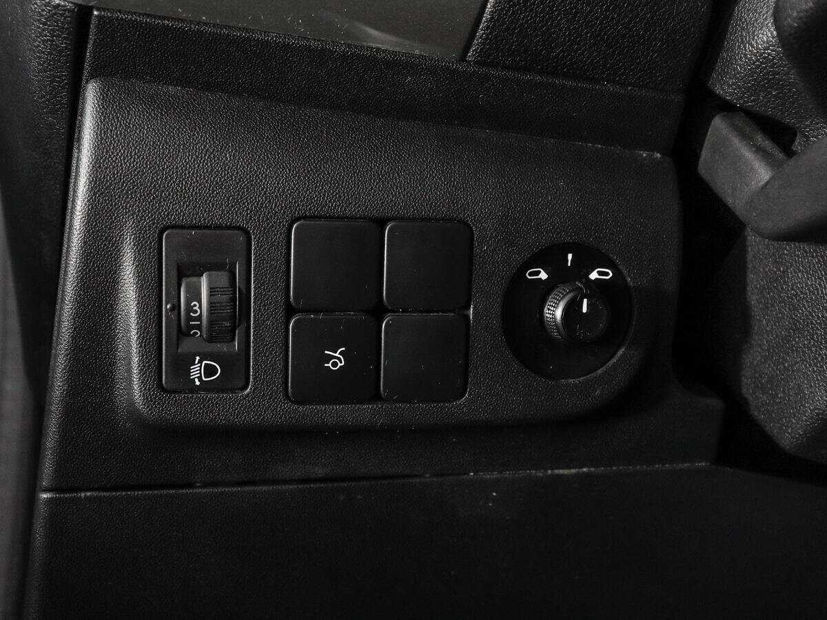 Б/У Ситроен Ц-Элисс 2013 года. Фото: #9