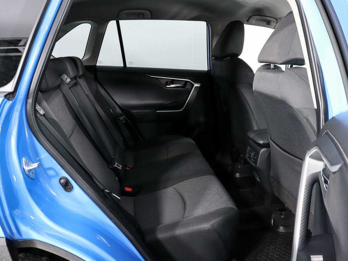 Б/У Тойота Рав4 2021 года. Фото: #9