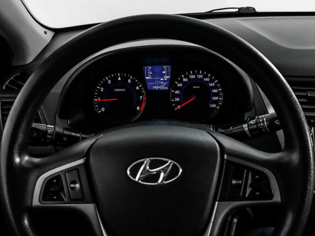 Б/У Хендай Солярис 2014 года. Фото: #14