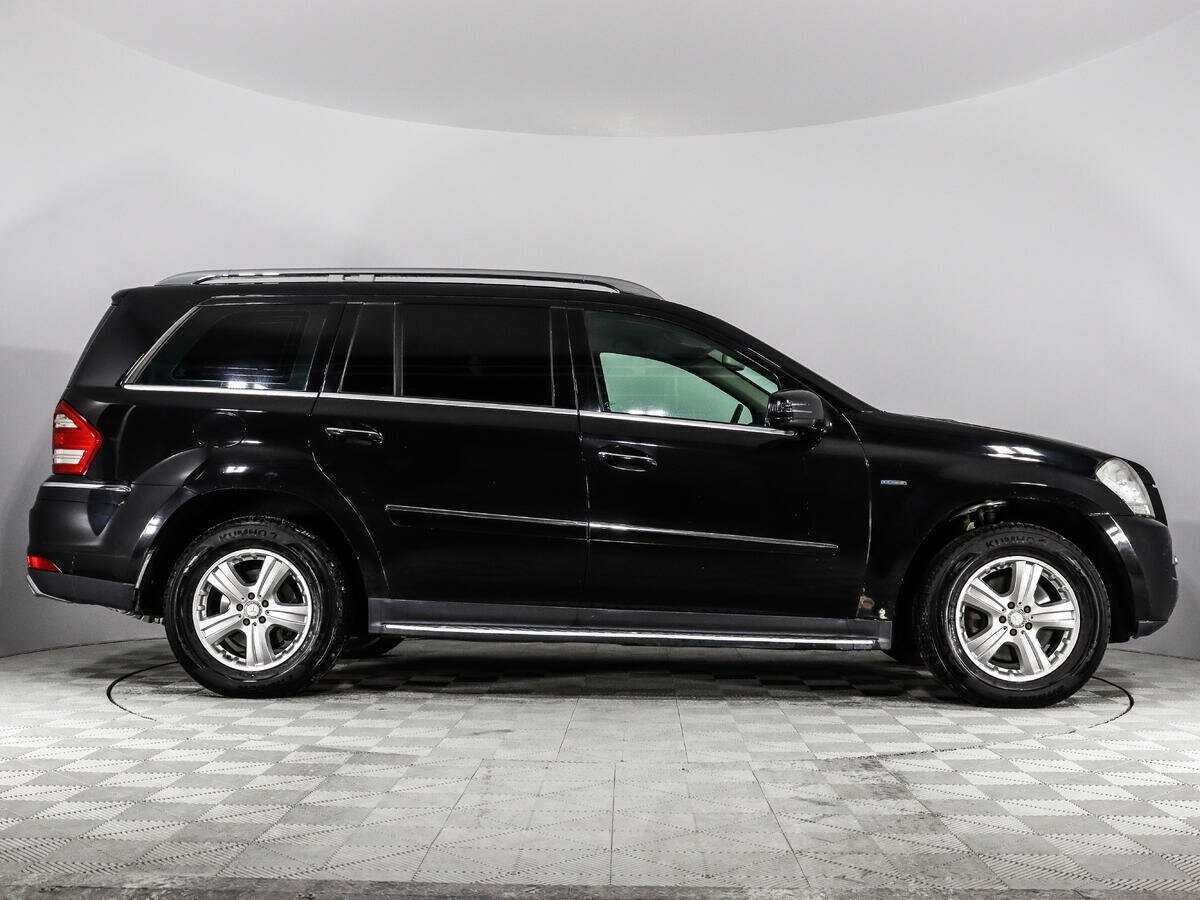 Б/У Мерседес-Бенц ГЛ-Класс 2011 года. Фото: #3