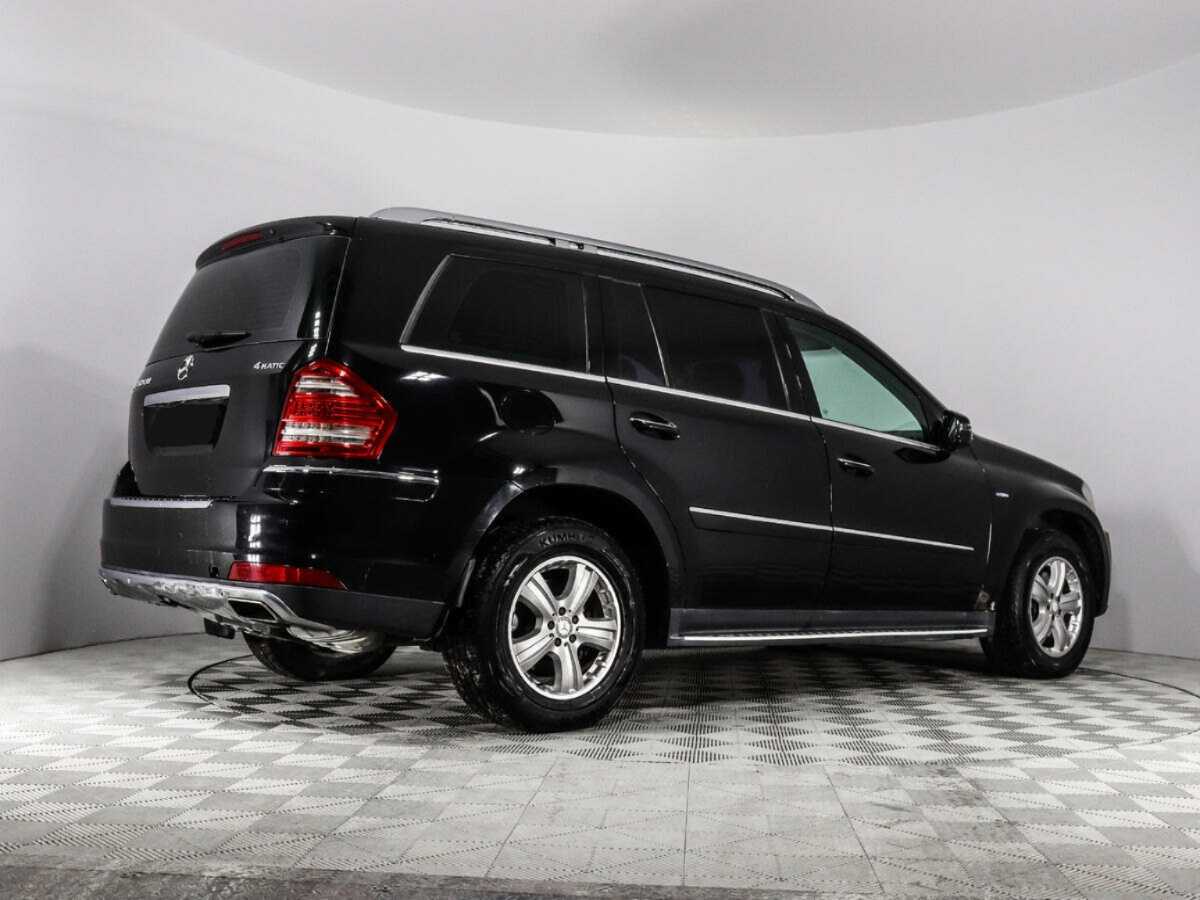 Б/У Мерседес-Бенц ГЛ-Класс 2011 года. Фото: #4