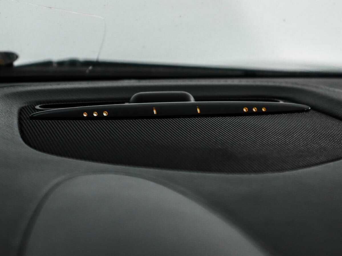 Б/У Мерседес-Бенц ГЛ-Класс 2011 года. Фото: #17