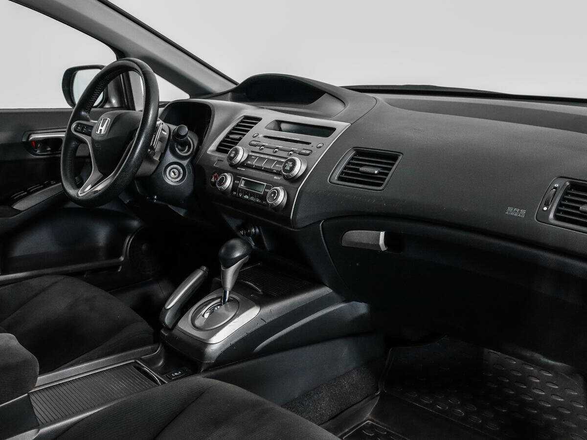 Б/У Хонда Цивик 2008 года. Фото: #8