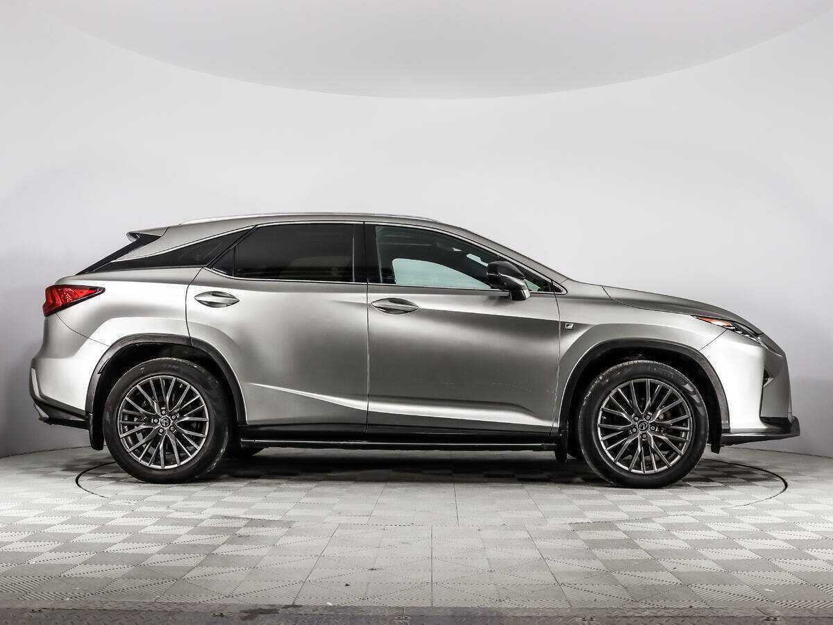 Б/У Лексус Р-Икс 2016 года. Фото: #3