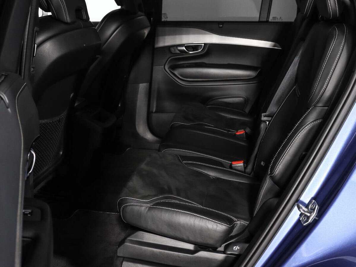 Б/У Вольво ИксЦ90 2019 года. Фото: #10