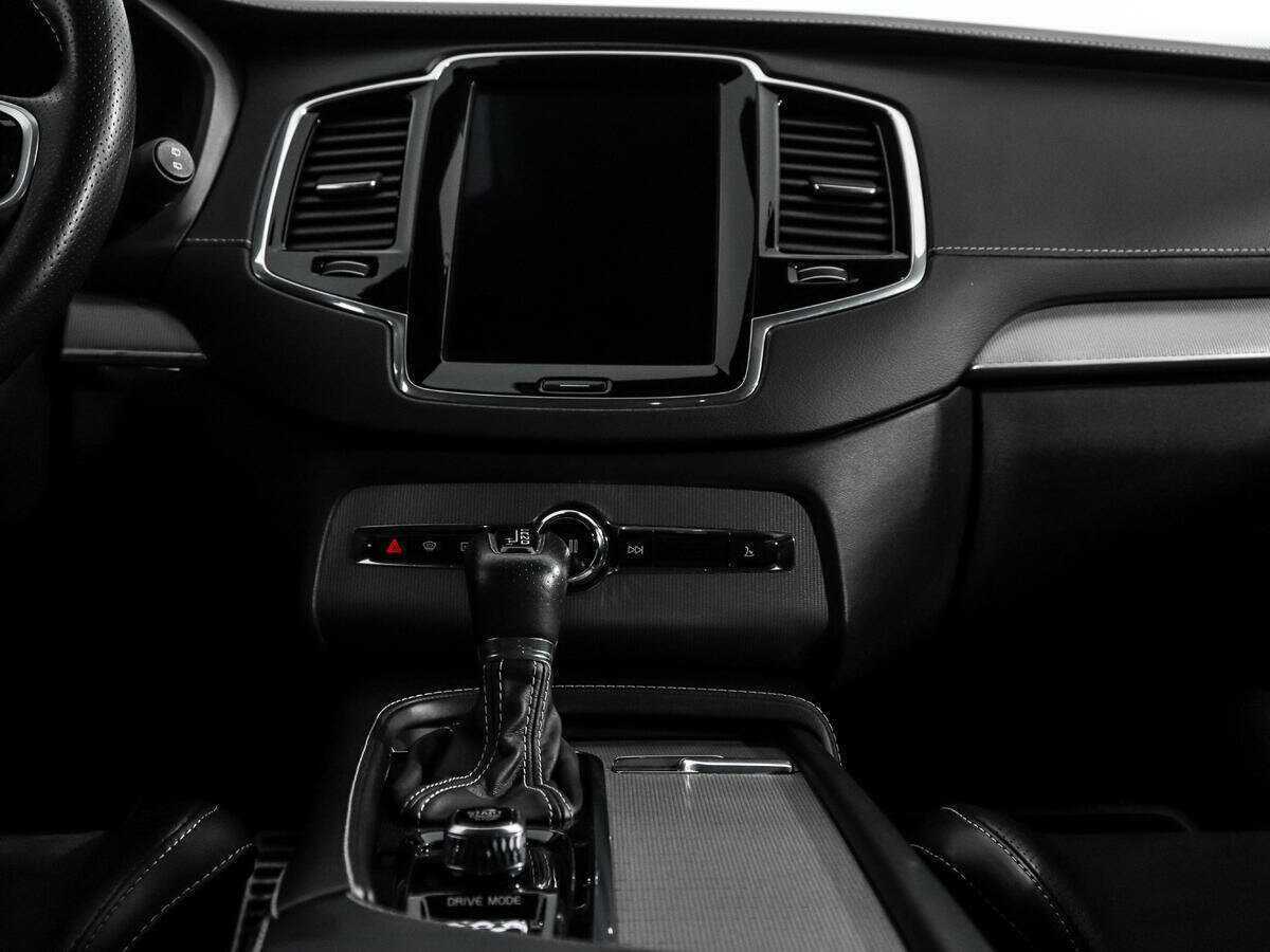 Б/У Вольво ИксЦ90 2019 года. Фото: #13