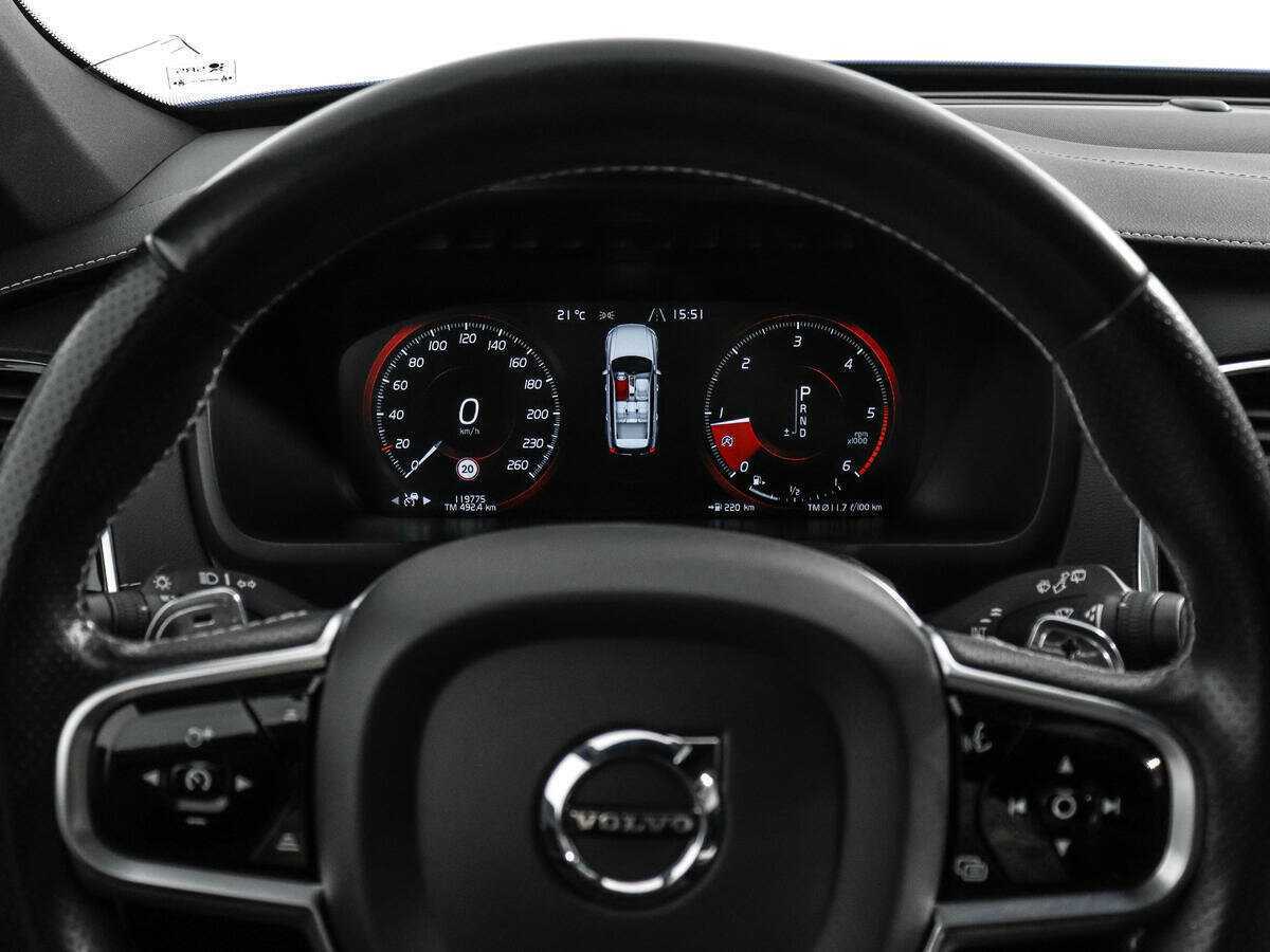 Б/У Вольво ИксЦ90 2019 года. Фото: #18