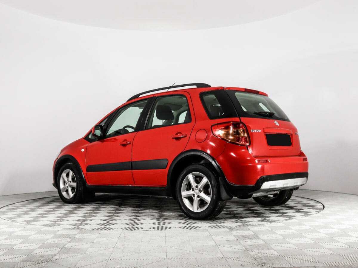 Б/У Сузуки С-Икс4 2010 года. Фото: #6