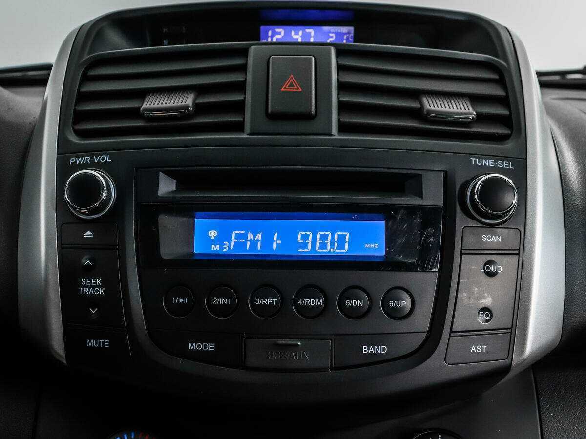 Б/У Лифан Икс60 2014 года. Фото: #12