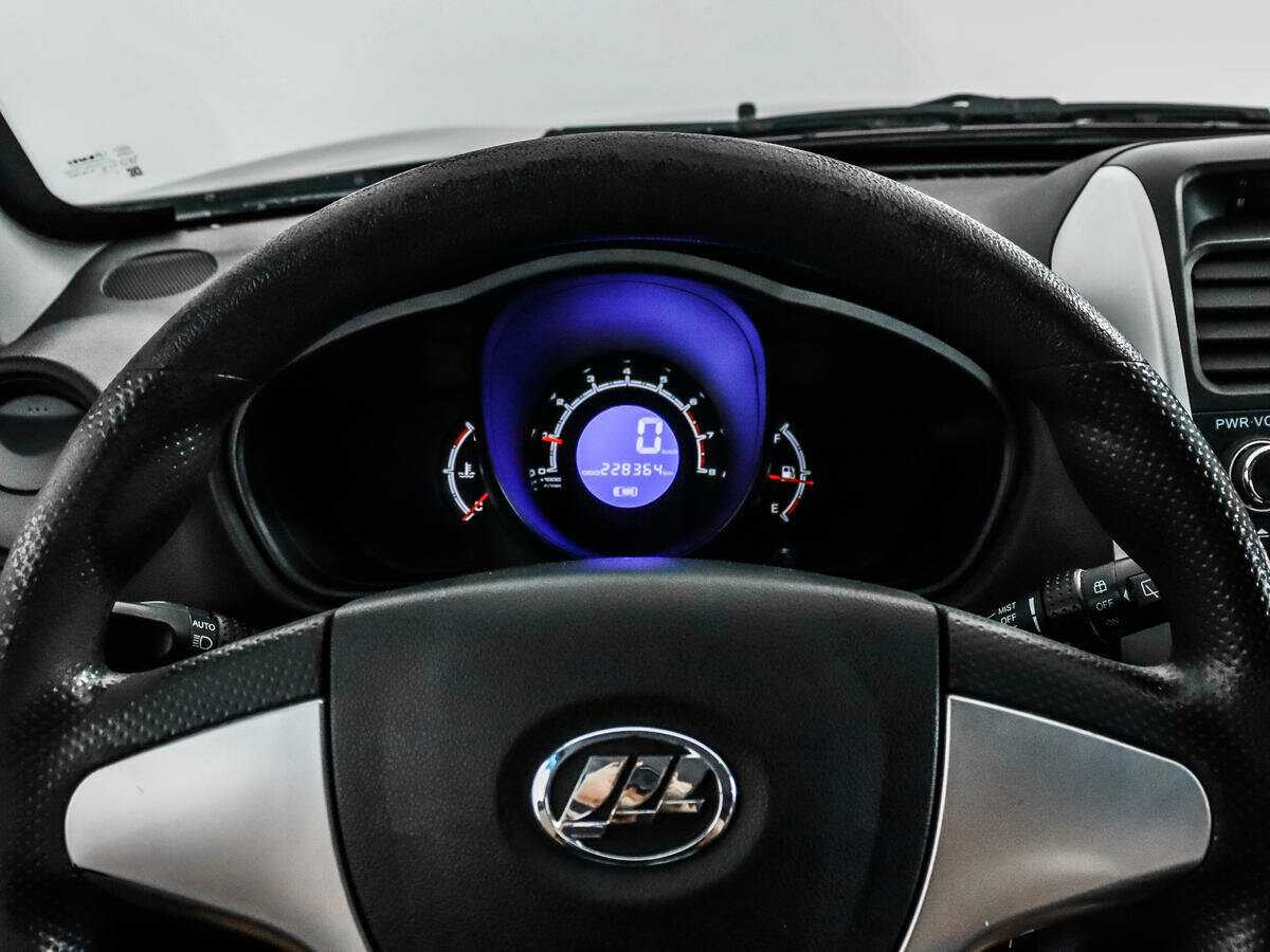 Б/У Лифан Икс60 2014 года. Фото: #15