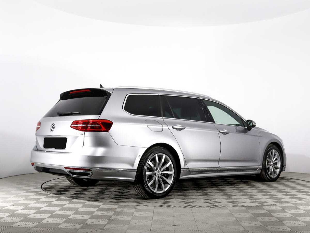 Б/У Фольксваген Пассат 2019 года. Фото: #4