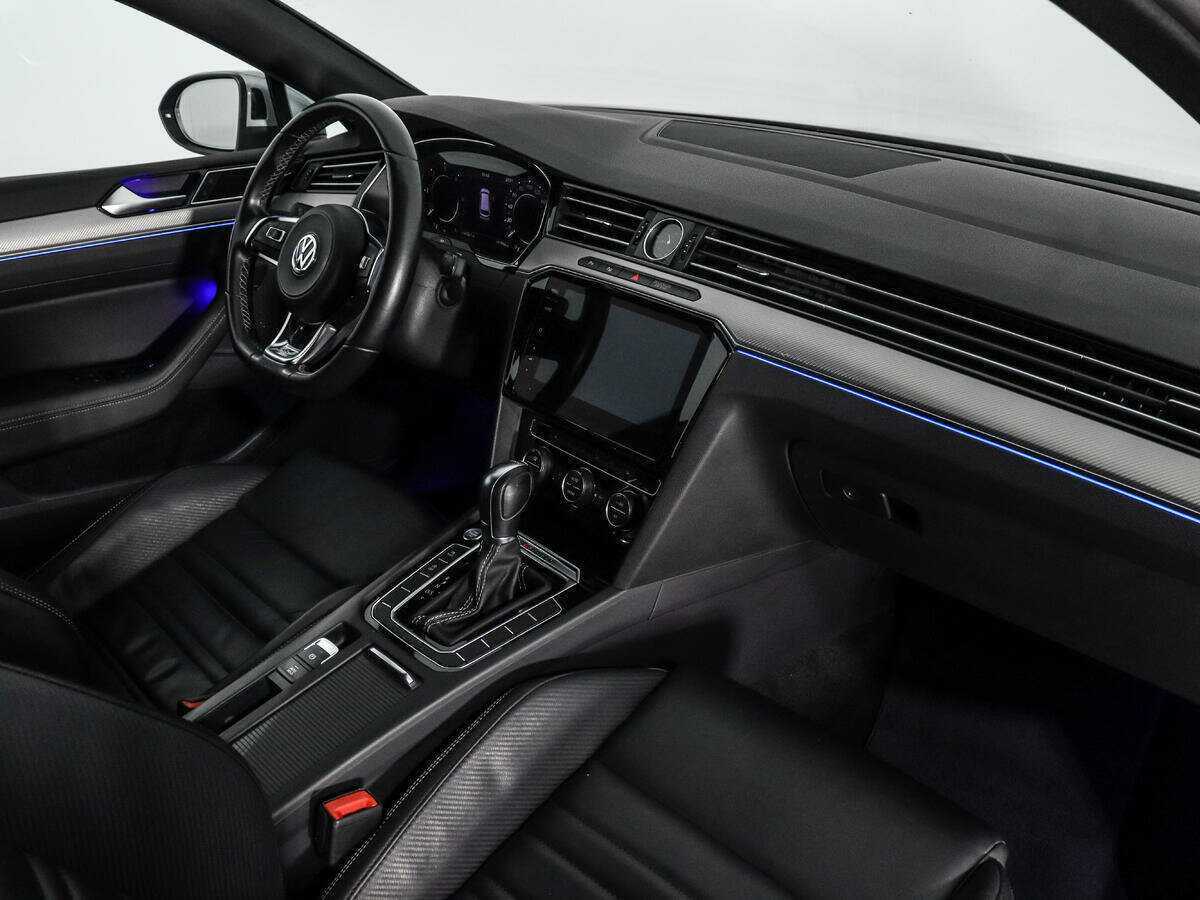 Б/У Фольксваген Пассат 2019 года. Фото: #11