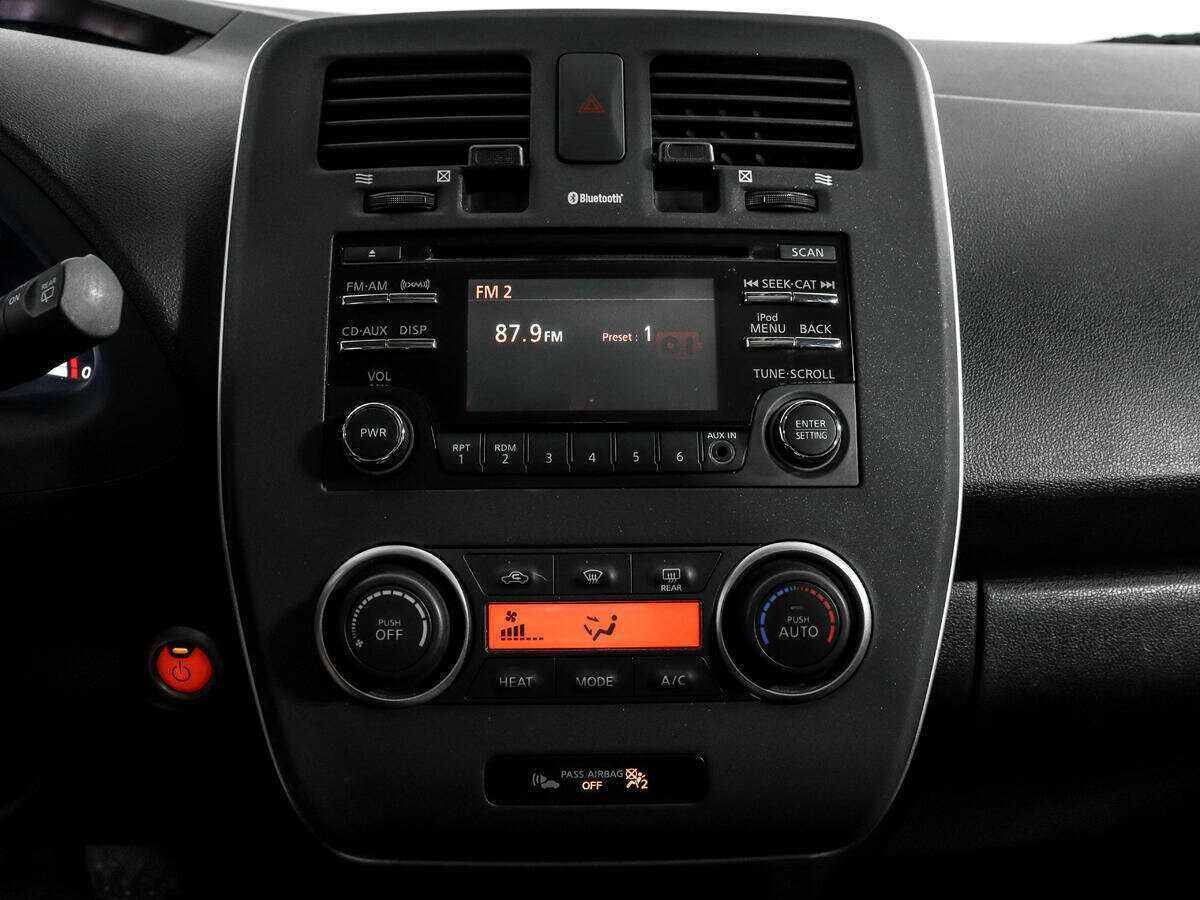 Б/У Ниссан Лиф 2013 года. Фото: #14