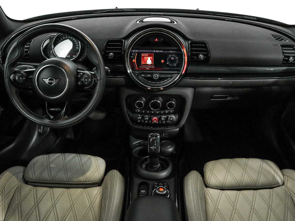 Б/У Мини Клубмэн 2019 года. Фото: #12